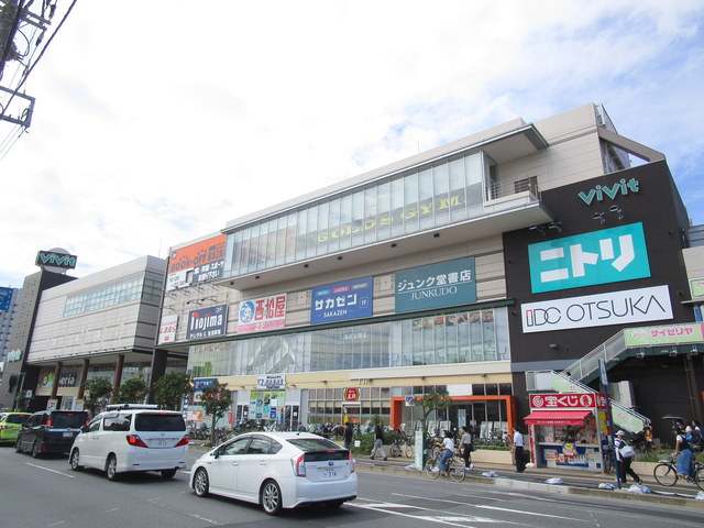 ショッピングセンター　ビビット南船橋（ショッピングセンター）まで379m