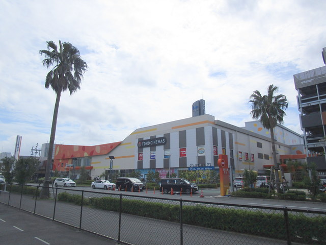 ショッピングセンター　ららぽーとTOKYO－BAY（ショッピングセンター）まで666m