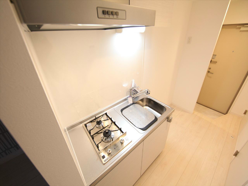 キッチン　システムキッチン（ガス2口コンロ付）