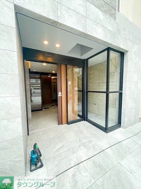 エントランス　エントランス