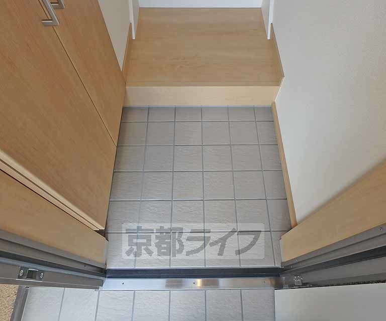 玄関　広い玄関になります。