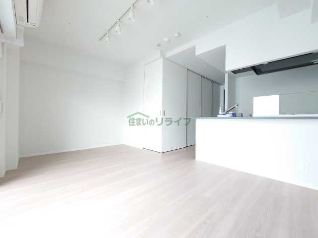 居室・リビング　参考：同棟・同間取りの写真