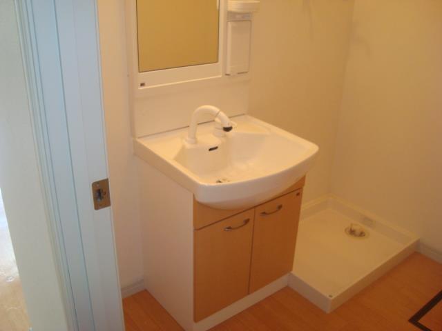 洗面設備　洗髪洗面化粧台