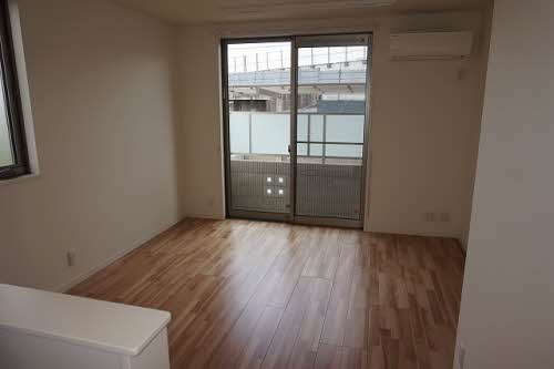 居室・リビング　13帖のリビング♪