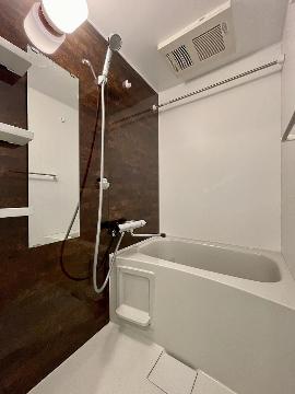 バス・シャワールーム　バス（イメージ）