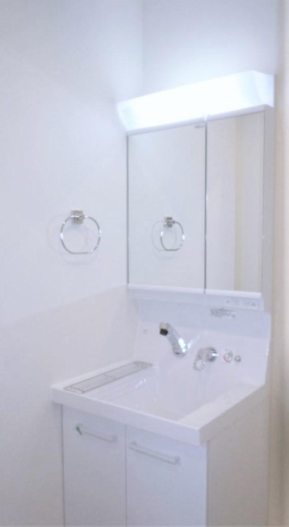 洗面設備　★収納付き、独立洗面台★
