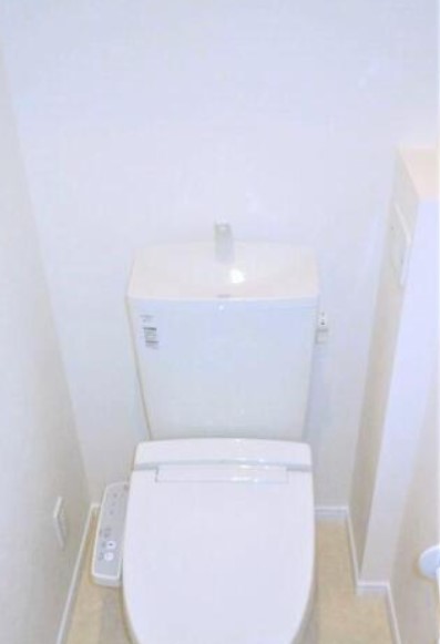 トイレ　★温水洗浄便座★