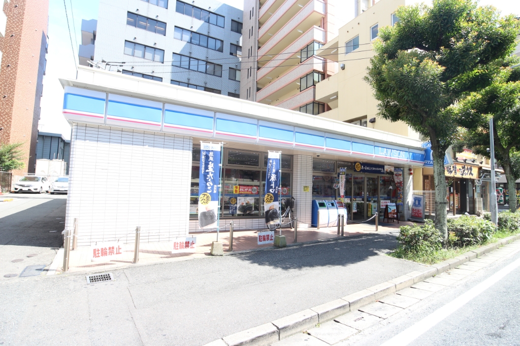 コンビニ　ローソン 福岡大橋一丁目店（コンビニ）まで195m