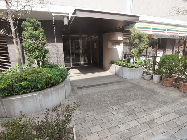 エントランス　★堂々としたエントランス★