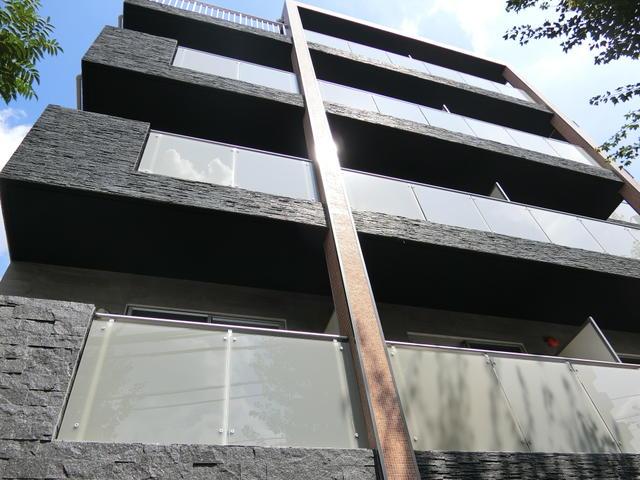 建物外観　外観は落ち着いています