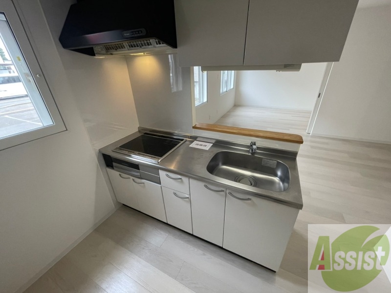 キッチン　リビングが見渡せる対面キッチンになってます。