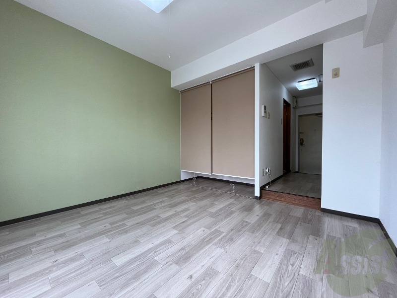 その他部屋・スペース　フローリングと壁のカラーが明るい雰囲気ですね！