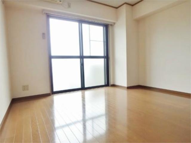 居室・リビング　日当り良好です