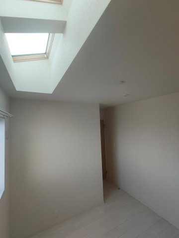 その他　天窓付き