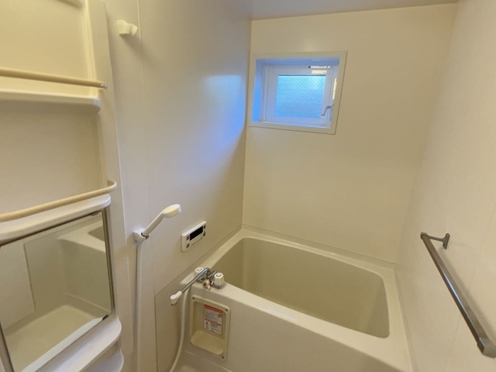 バス・シャワールーム　お風呂です