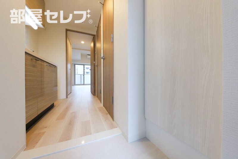 玄関　※反転タイプ写真