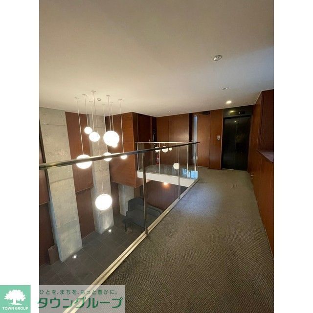 ロビー　内廊下