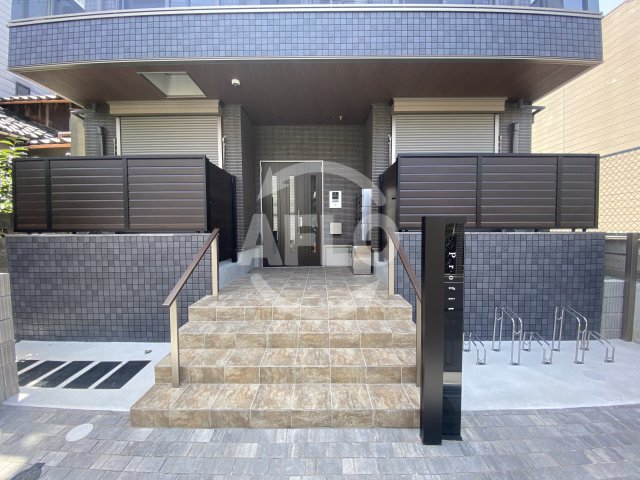 エントランス　Profit　エントランス