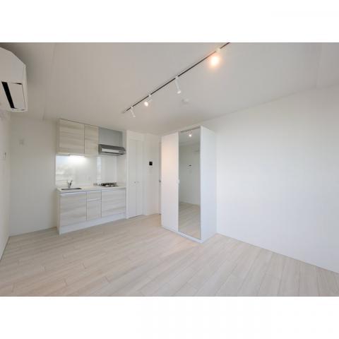 居室・リビング　※別部屋参考写真