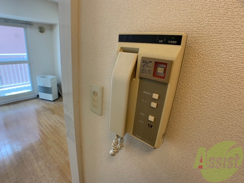 セキュリティ　インターホンは通話ができるので急な訪問があっても安心です。
