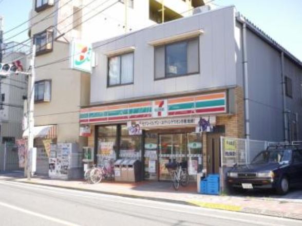コンビニ　セブンイレブン大森東店（コンビニ）まで266m