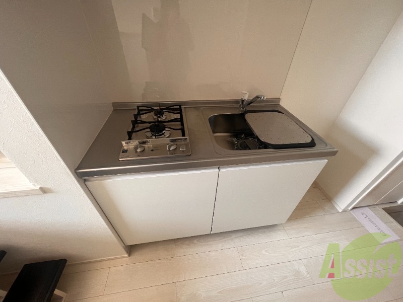 キッチン　キッチンはガスコンロ二口設置済みです。準備いらずですよ。