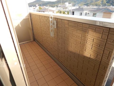 バルコニー　ベランダ
