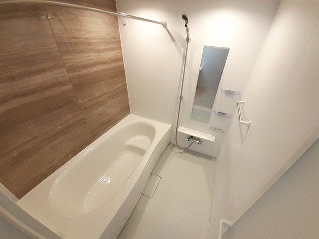 バス・シャワールーム　お風呂で日々の疲れを落としましょう