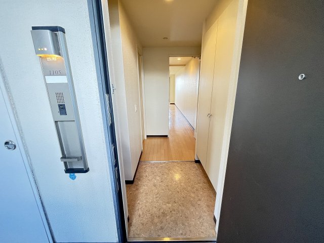 玄関　参考写真