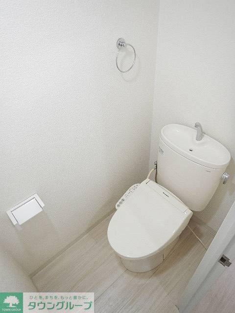 トイレ　清潔感のあるトイレです