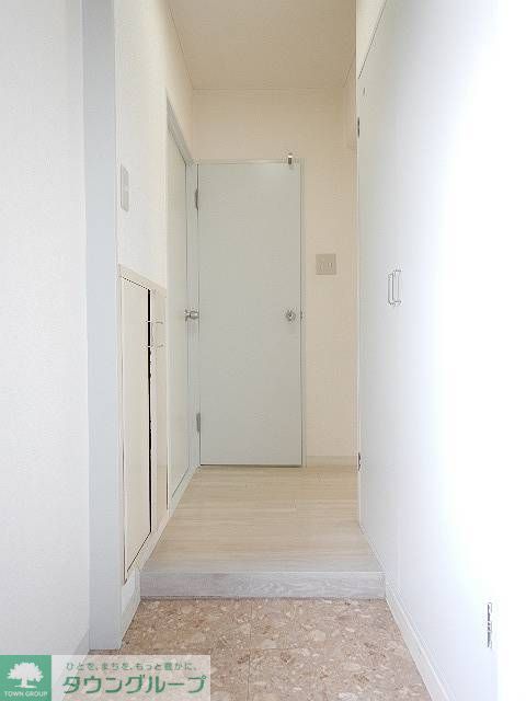 玄関　収納もある玄関です