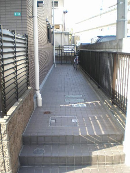 エントランス　自転車置場