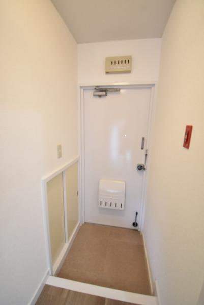 玄関　※同物件別室※