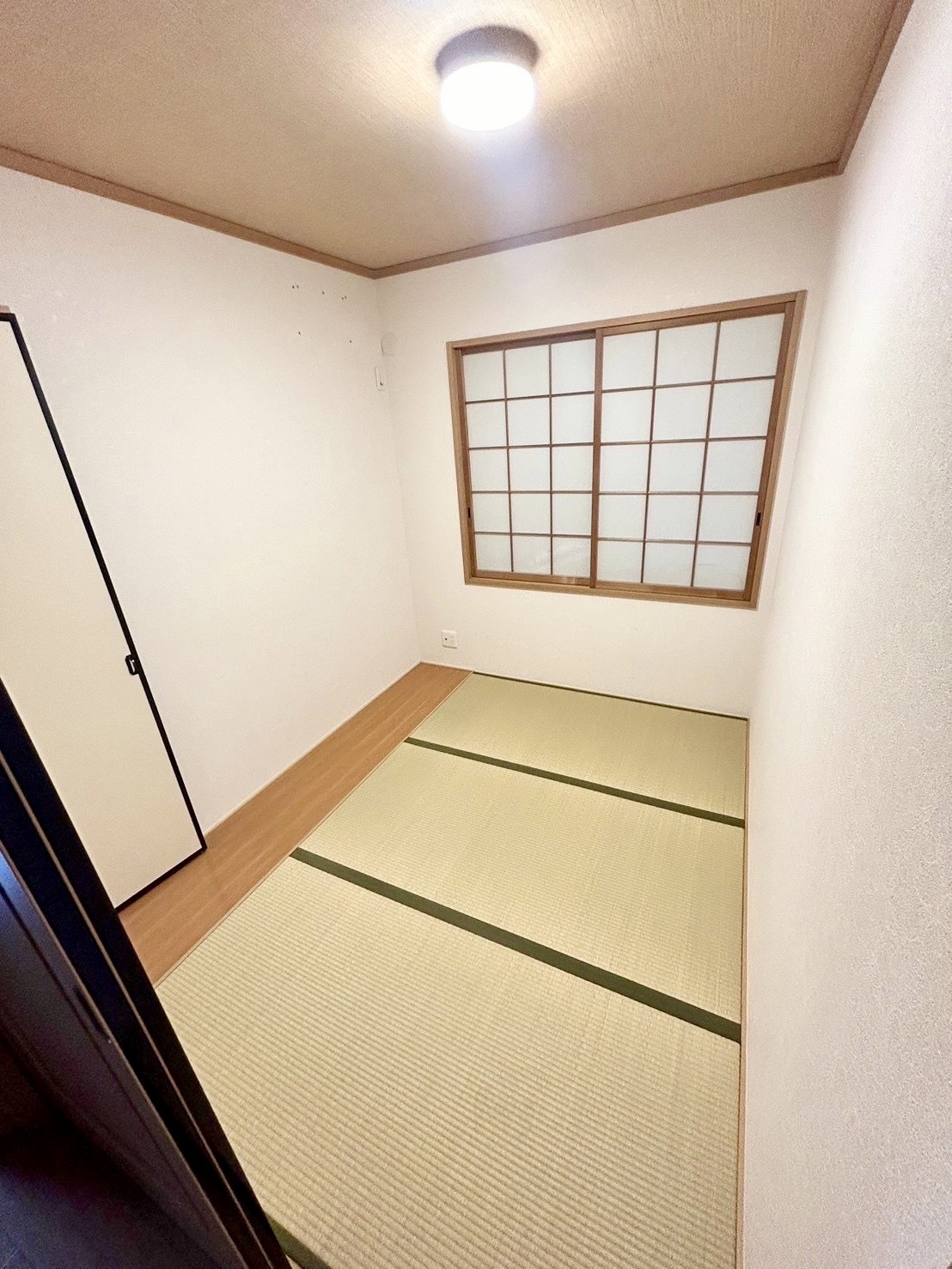 その他部屋・スペース　畳コーナーがあります。