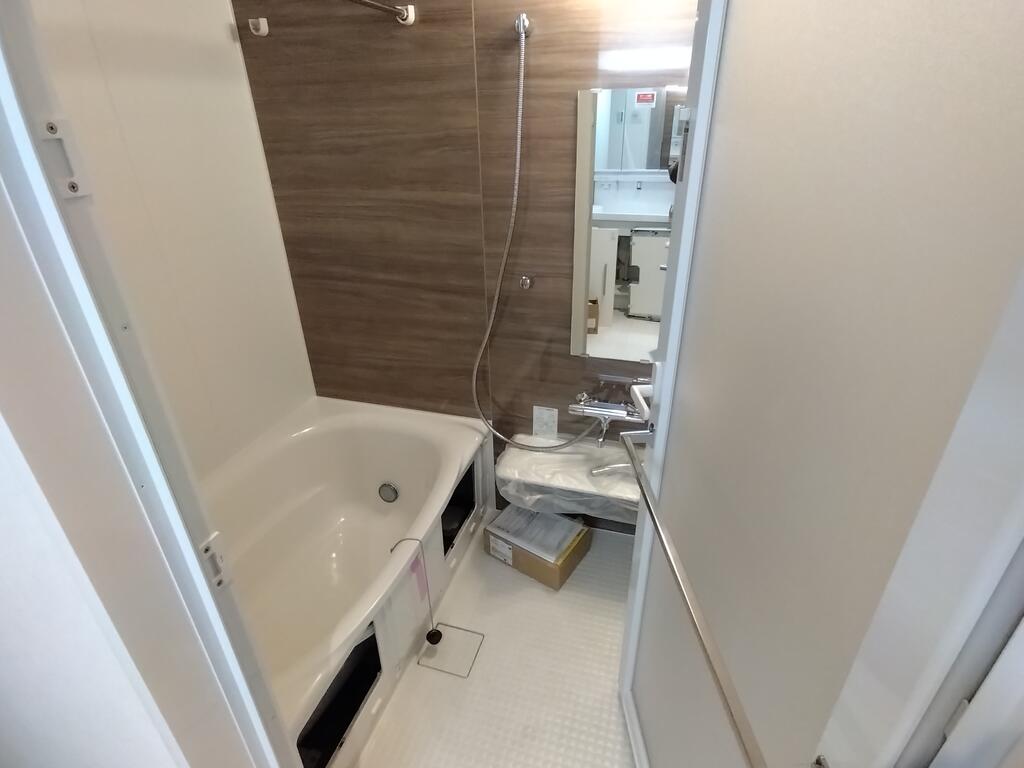 バス・シャワールーム