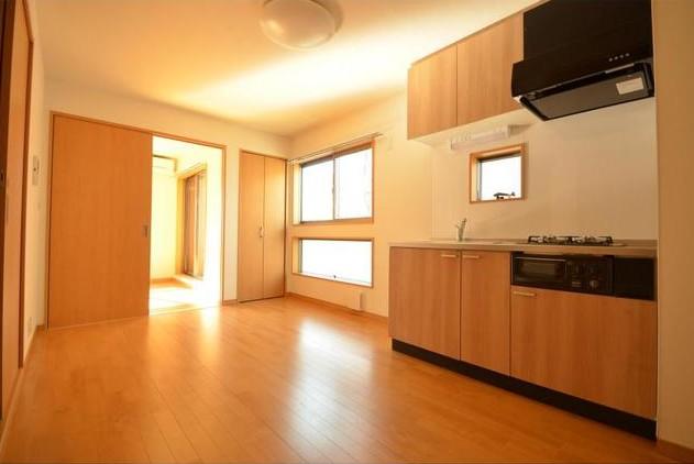 居室・リビング　☆明るい居室☆