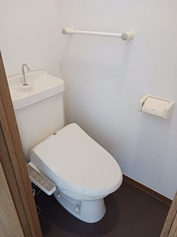トイレ　コンパクトで使いやすいトイレです