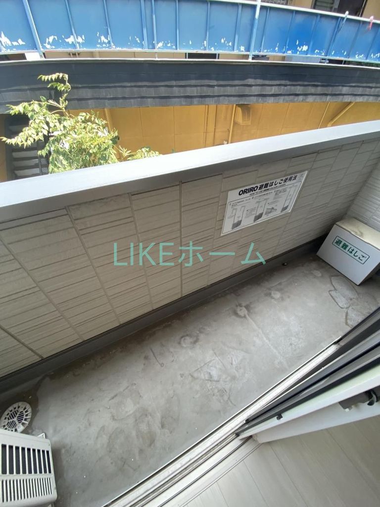 バルコニー　バルコニー