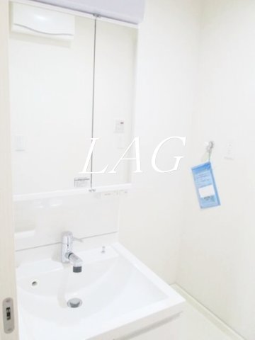 洗面設備　独立洗面台です。