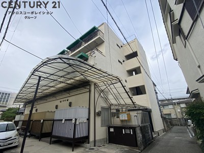 建物外観　敷地内に駐輪場あります♪