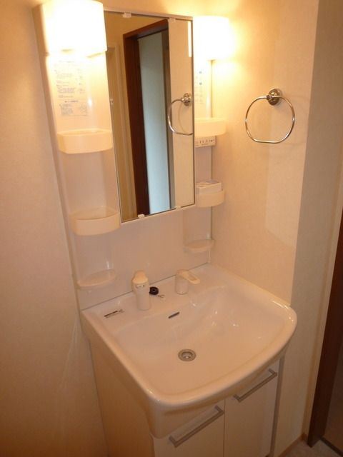 洗面設備　洗髪洗面台