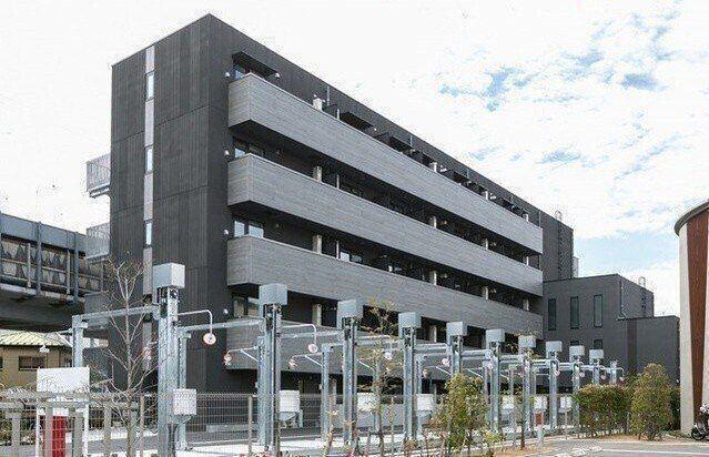 建物外観　オートロック完備