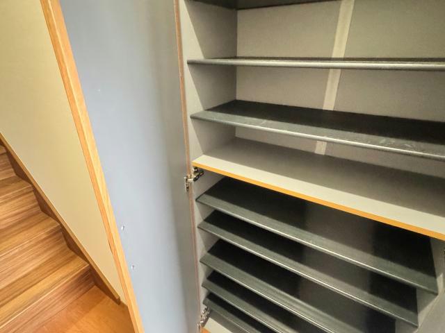 玄関　別部屋イメージ画像