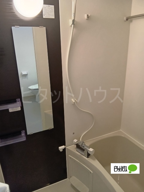 バス・シャワールーム　バスルーム