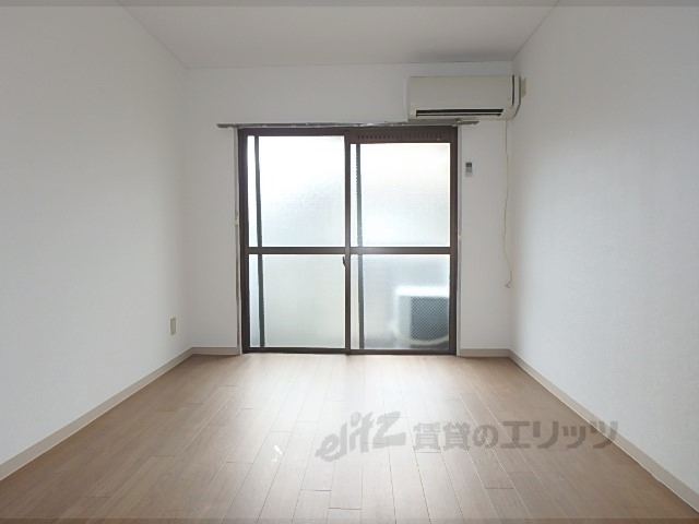 居室・リビング　洋室