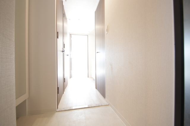 玄関　※別室の参考写真の為、現況優先です。