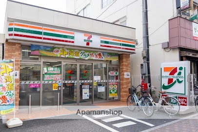 コンビニ　セブン-イレブン 東武練馬駅西店（コンビニ）まで825m