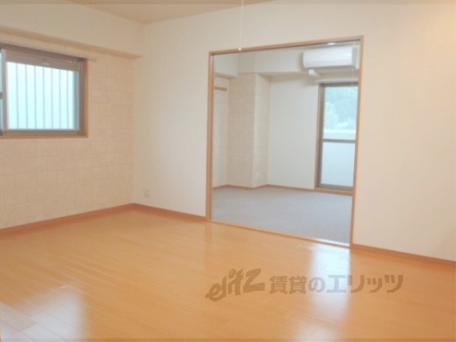 居室・リビング　居室