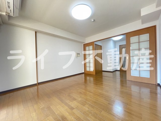 居室・リビング　ゆったりとした居間です