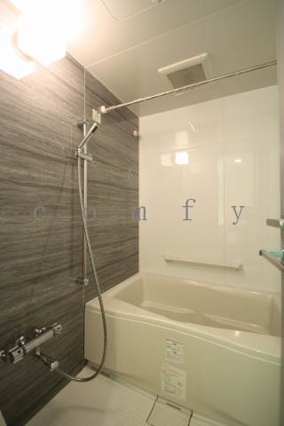 バス・シャワールーム　浴室乾燥機付きお風呂